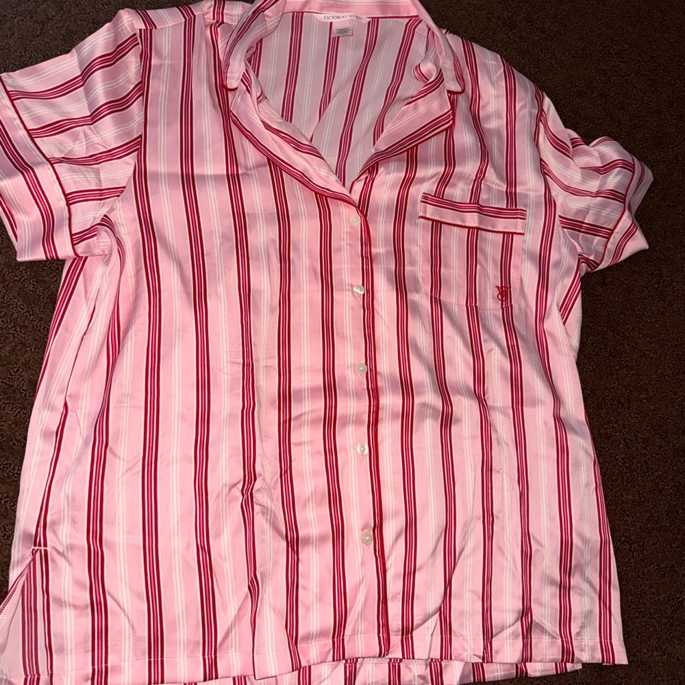 Victoria’s Secret striped pajama short sleeve short set size medium - Picture 2 of 5